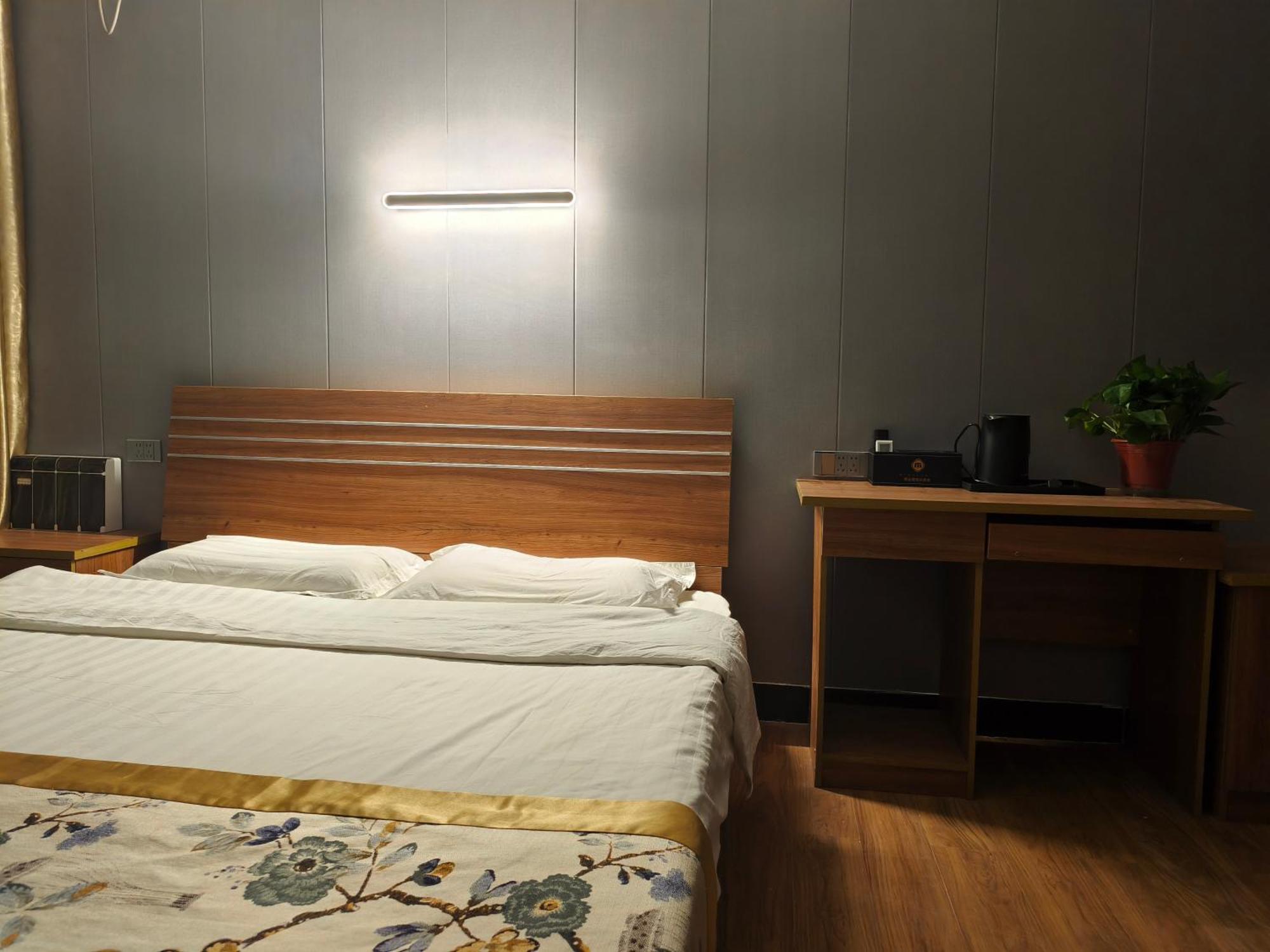 Huashan International Youth Hostel Huayin Extérieur photo